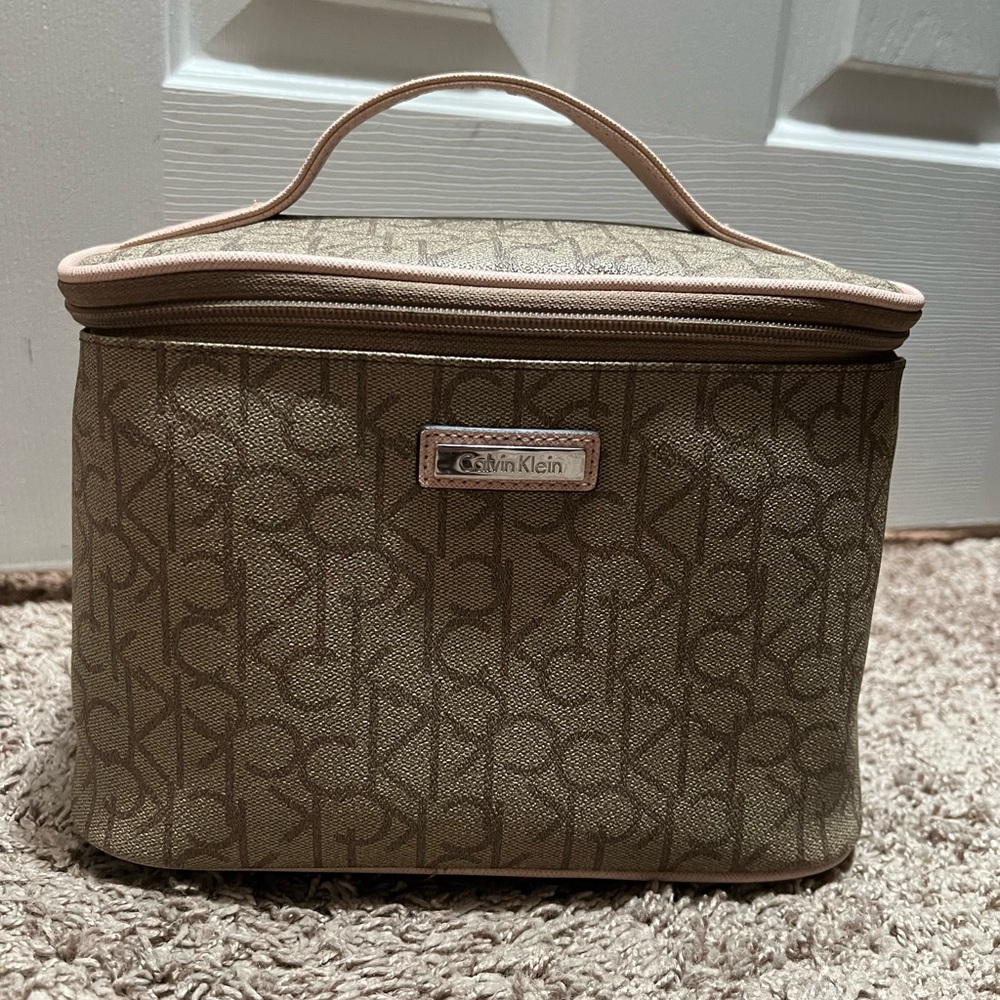 Calvin Klein Cosmetics Bag